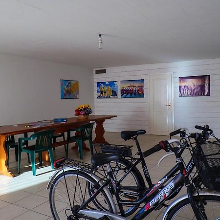Residence Girasole Casa Gialla Колико Экстерьер фото
